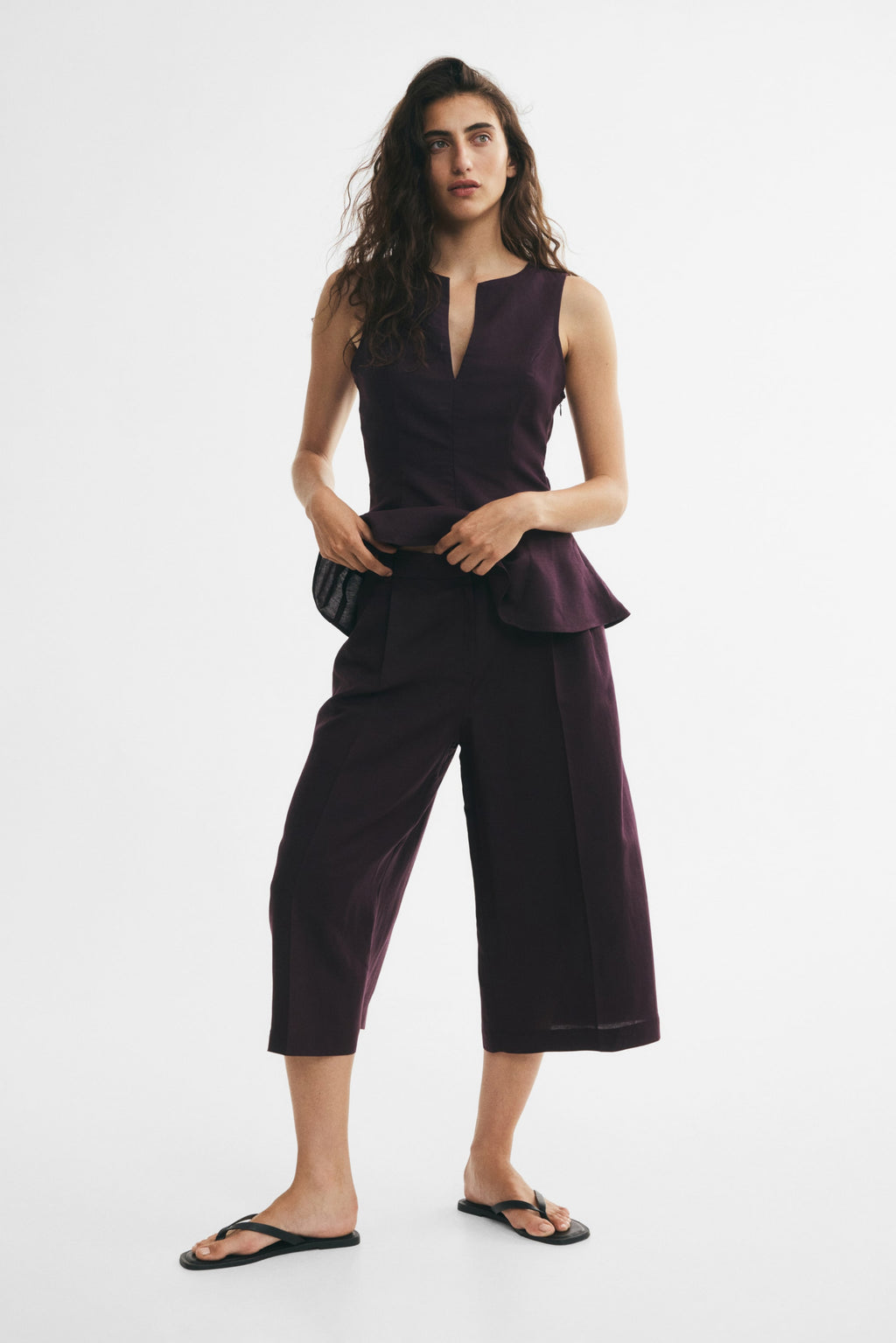 Orvesta Sleeveless linen-blend top Dark purple